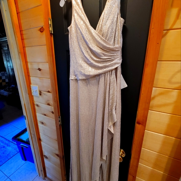 Oleg Casini Ball Gown - Picture 1 of 6